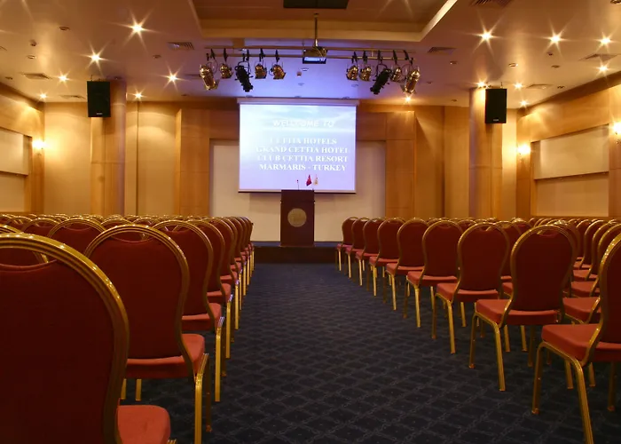 מלון Grand Cettia