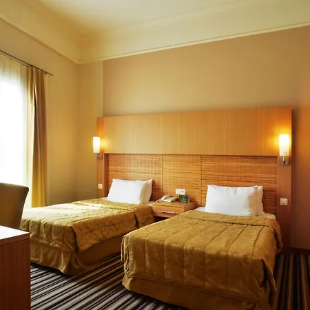Grand Cettia מלון 5*