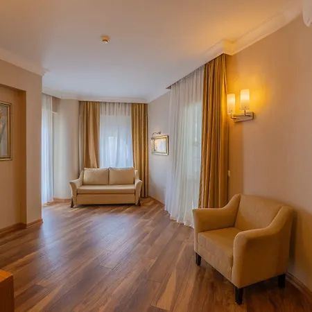 Grand Cettia 5* מרמריס