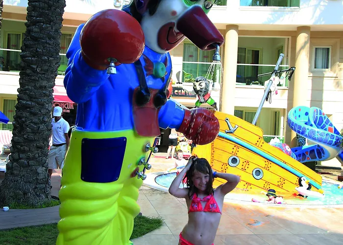 ホテル Grand Cettia マルマリス